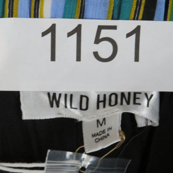 Wild Honey* Women's Elastic Waistband Button/Zipper Closure Lined Shorts~ Medium - Picture 6 of 11